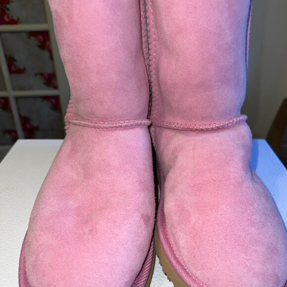 Authentic UGG Australian since 1974 Size 8 (Pre-owned) - Picture 2 of 5